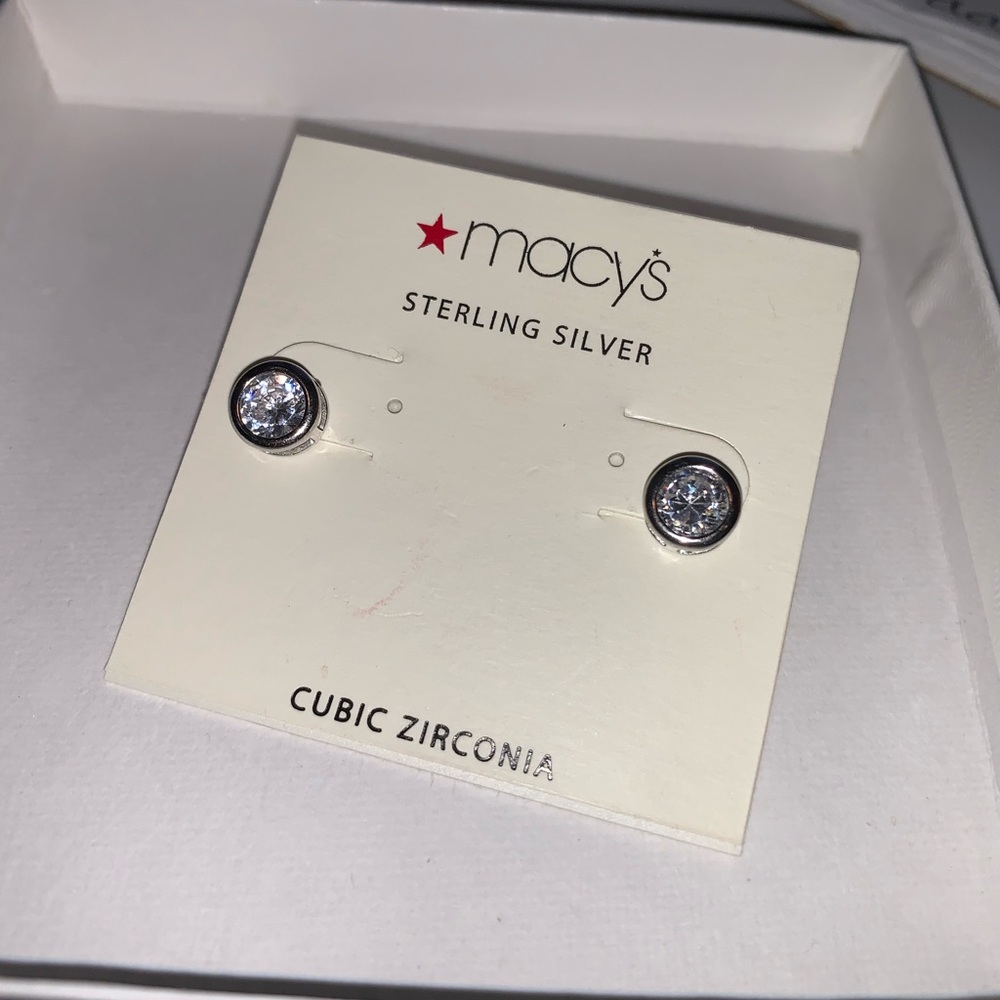 Circle earrings